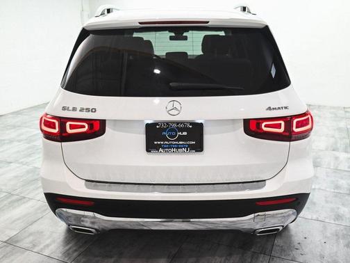 2021 Mercedes-Benz GLB 250 Base 4MATIC