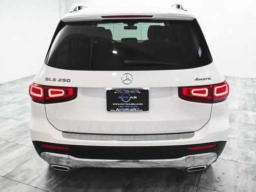 2021 Mercedes-Benz GLB 250 Base 4MATIC