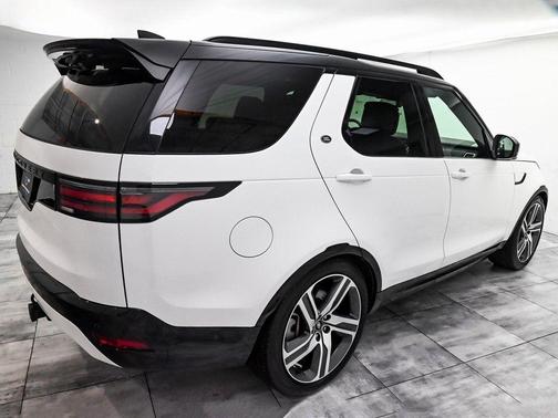 2023 Land Rover Discovery P360 R-Dynamic HSE
