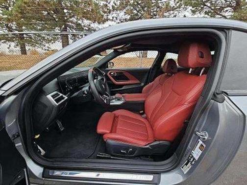 2025 BMW M240 i xDrive