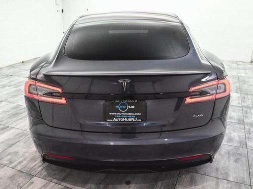 2021 Tesla Model S Plaid
