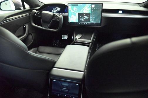 2021 Tesla Model S Plaid