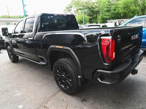 2023 GMC Sierra 2500 Denali
