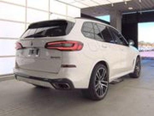 2021 BMW X5 M50i