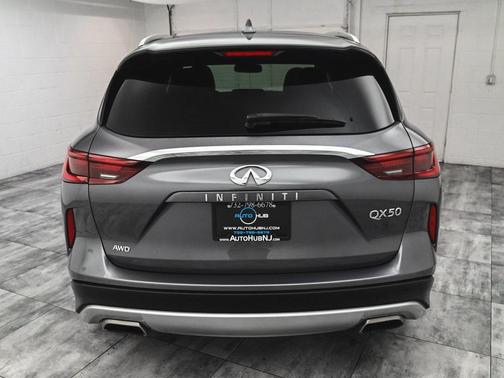 2022 INFINITI QX50 ESSENTIAL