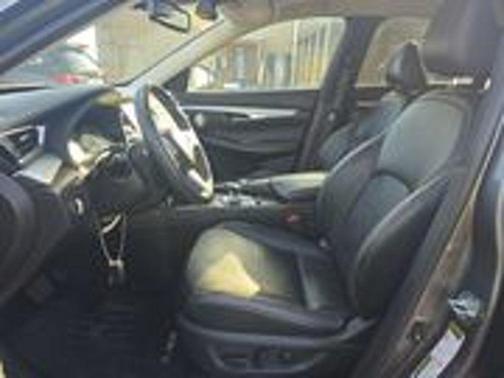 2022 INFINITI QX50 ESSENTIAL