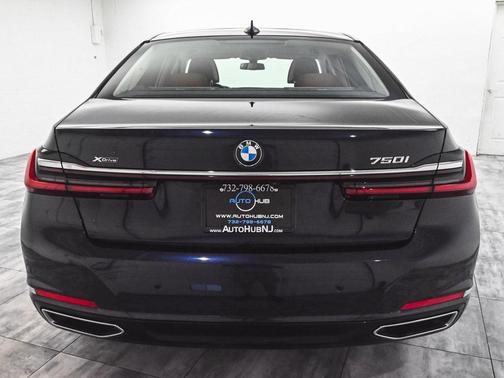 2020 BMW 750 i xDrive