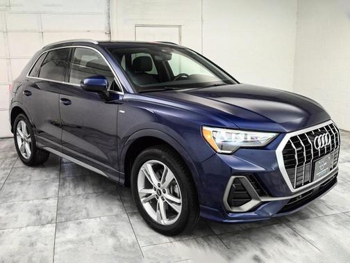 2022 Audi Q3 45 S line Premium
