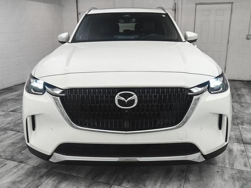 2024 Mazda CX-90 PHEV Premium Plus
