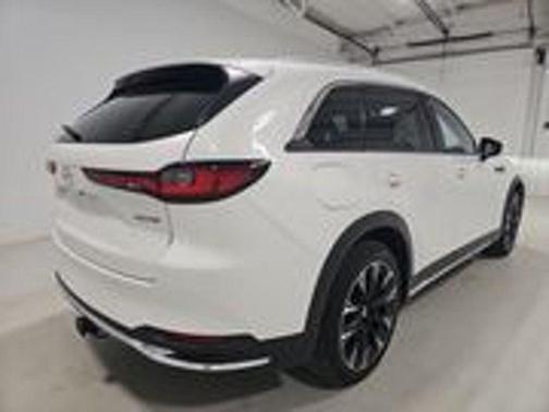 2024 Mazda CX-90 PHEV Premium Plus