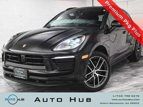 2023 Porsche Macan Base