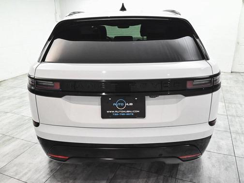 2025 Land Rover Range Rover Velar P250 Dynamic SE