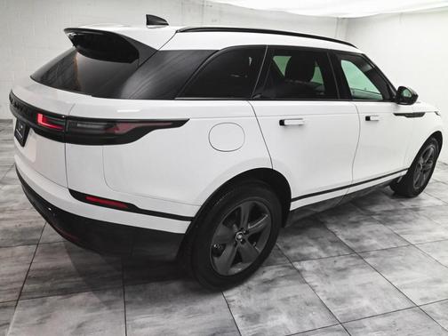 2025 Land Rover Range Rover Velar P250 Dynamic SE