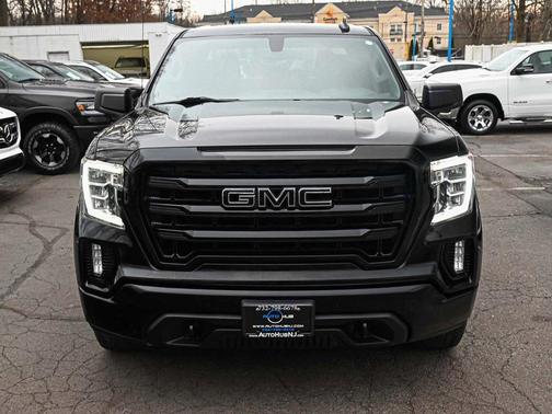 2022 GMC Sierra 1500 Limited Elevation