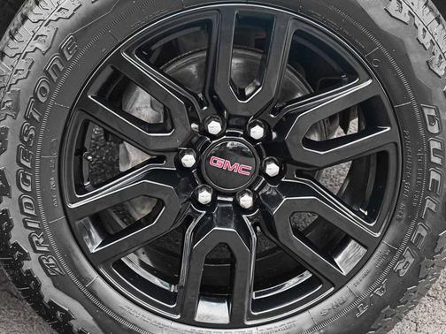 2022 GMC Sierra 1500 Limited Elevation