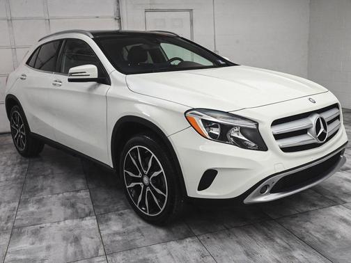2017 Mercedes-Benz GLA 250 Base 4MATIC