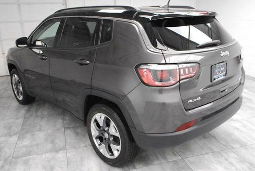 Photo 5 of 48 of 2020 Jeep Compass Limited