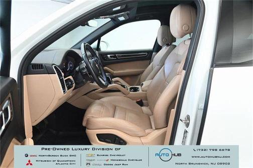 2023 Porsche Cayenne Platinum Edition