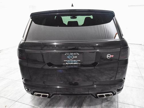 2022 Land Rover Range Rover SVR Carbon Edition