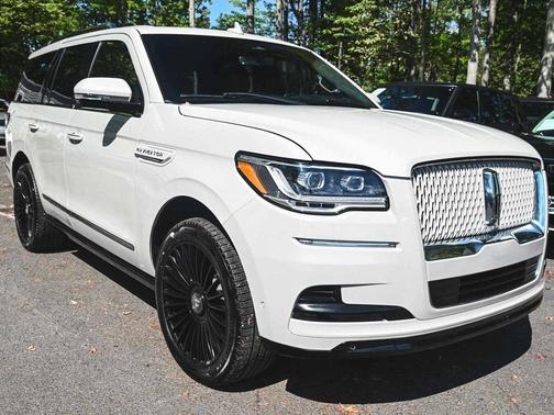 2023 Lincoln Navigator Reserve