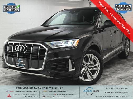 2022 Audi Q7 45 Premium Plus