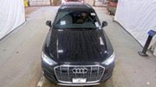 2022 Audi Q7 45 Premium Plus