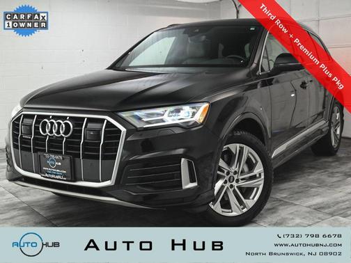 2022 Audi Q7 45 Premium Plus