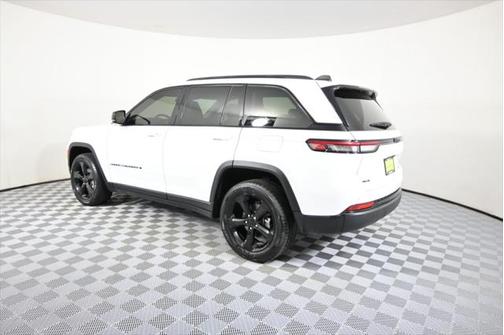 2023 Jeep Grand Cherokee Limited X
