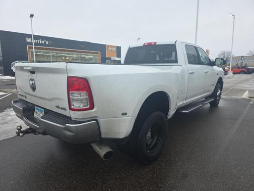2021 RAM 3500 Big Horn Crew Cab 4x4 8' Box
