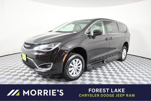 2018 Chrysler Pacifica Touring Plus