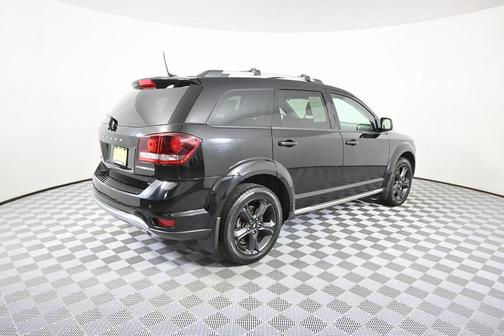 2019 Dodge Journey Crossroad