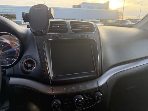 2019 Dodge Journey Crossroad