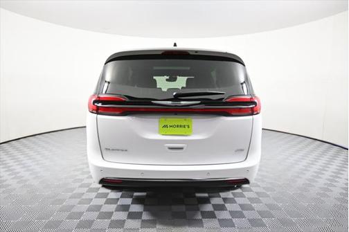 2025 Chrysler Pacifica L