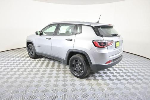 Billet Silver Metallic Clearcoat 2021 Jeep Compass Sport
