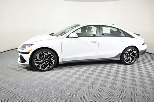 2024 Hyundai IONIQ 6 SEL