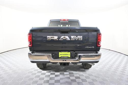 2026 RAM 3500 Tradesman Crew Cab 4x4 6'4' Box