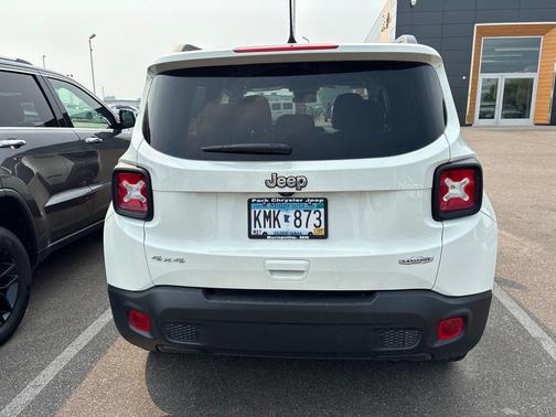 Alpine White Clearcoat 2020 Jeep Renegade Latitude