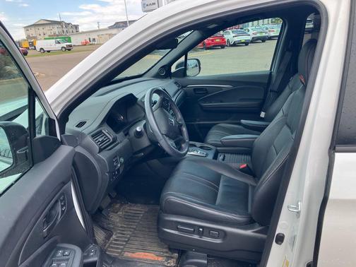 2023 Honda Passport AWD TrailSport