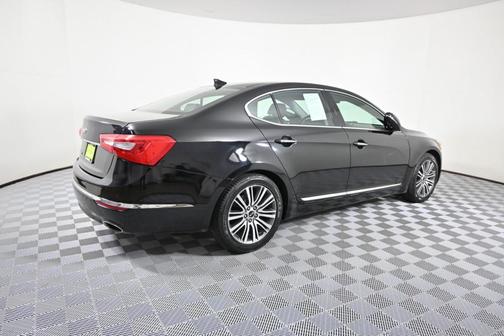 2014 Kia Cadenza Premium