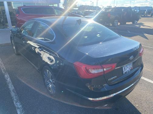2014 Kia Cadenza Premium