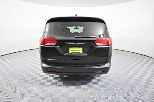 2019 Chrysler Pacifica LX