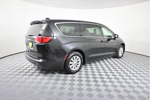 2019 Chrysler Pacifica LX