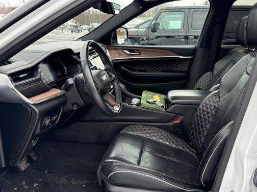 2021 Jeep Grand Cherokee L Summit