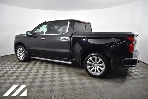 Photo 3 of 55 of 2021 Chevrolet Silverado 1500 High Country