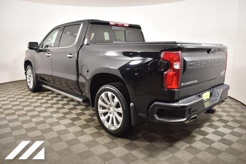 Photo 4 of 55 of 2021 Chevrolet Silverado 1500 High Country