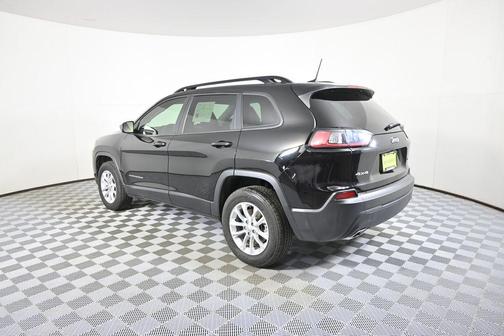 Diamond Black Crystal Pearlcoat 2022 Jeep Cherokee Latitude Lux