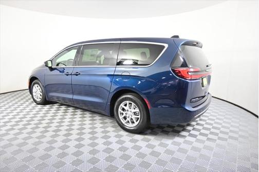 2025 Chrysler Pacifica L