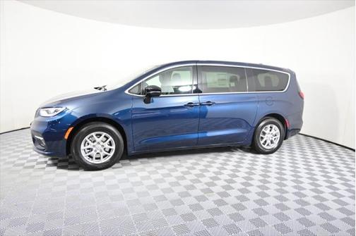 2025 Chrysler Pacifica L