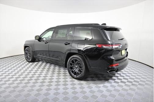 2025 Jeep Grand Cherokee L Summit