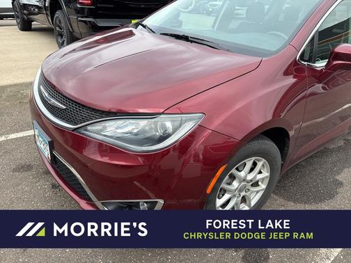 2020 Chrysler Pacifica Touring